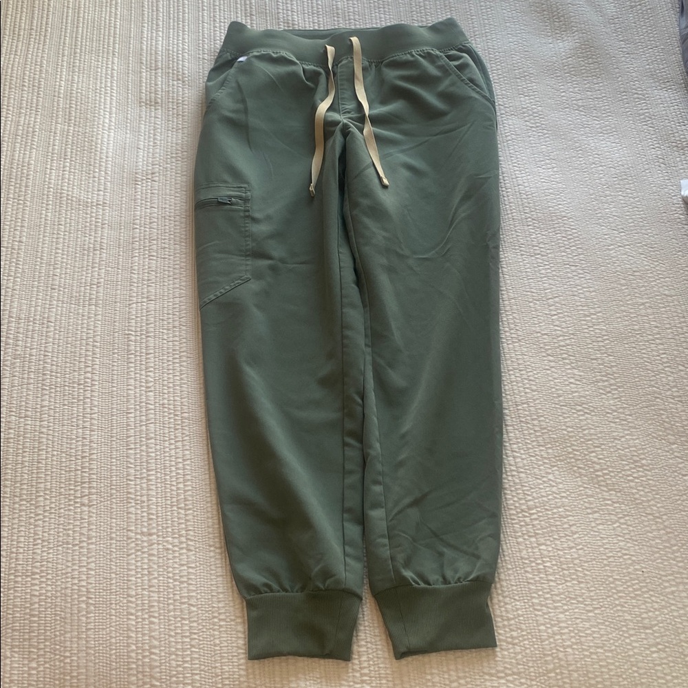 Figs Moss Zamora Jogger scrub pant